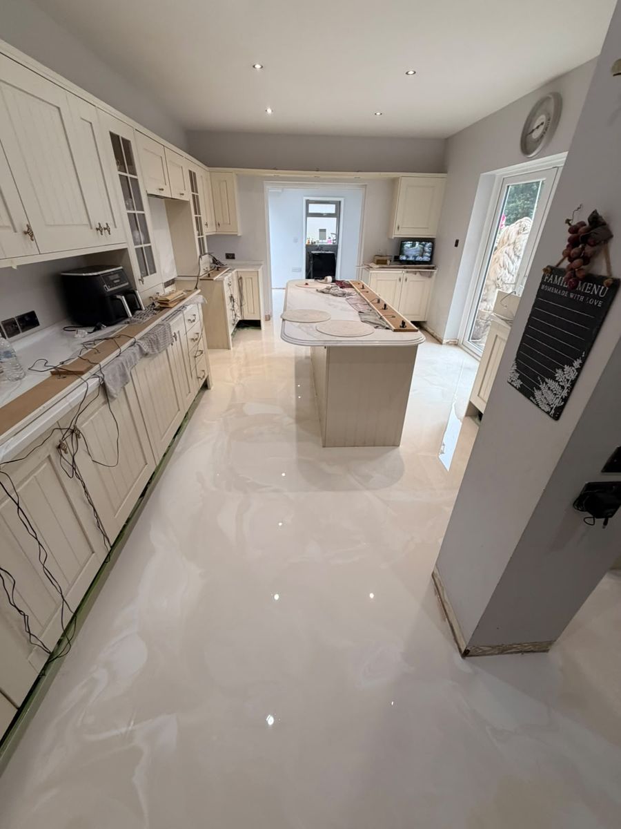 Pearl metallic poured resin kitchen floor